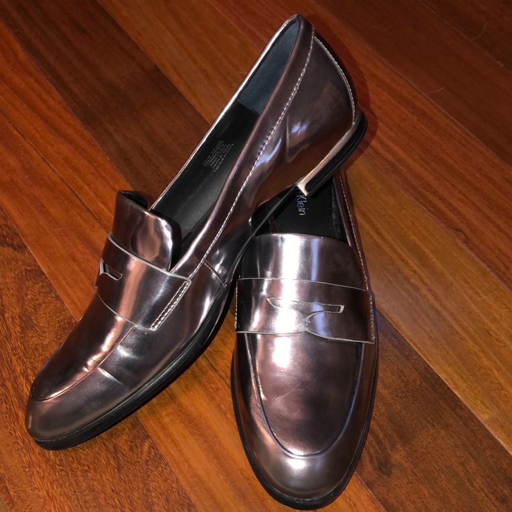 Calvin Klein Bronze Penny Loafers, New Size 8!